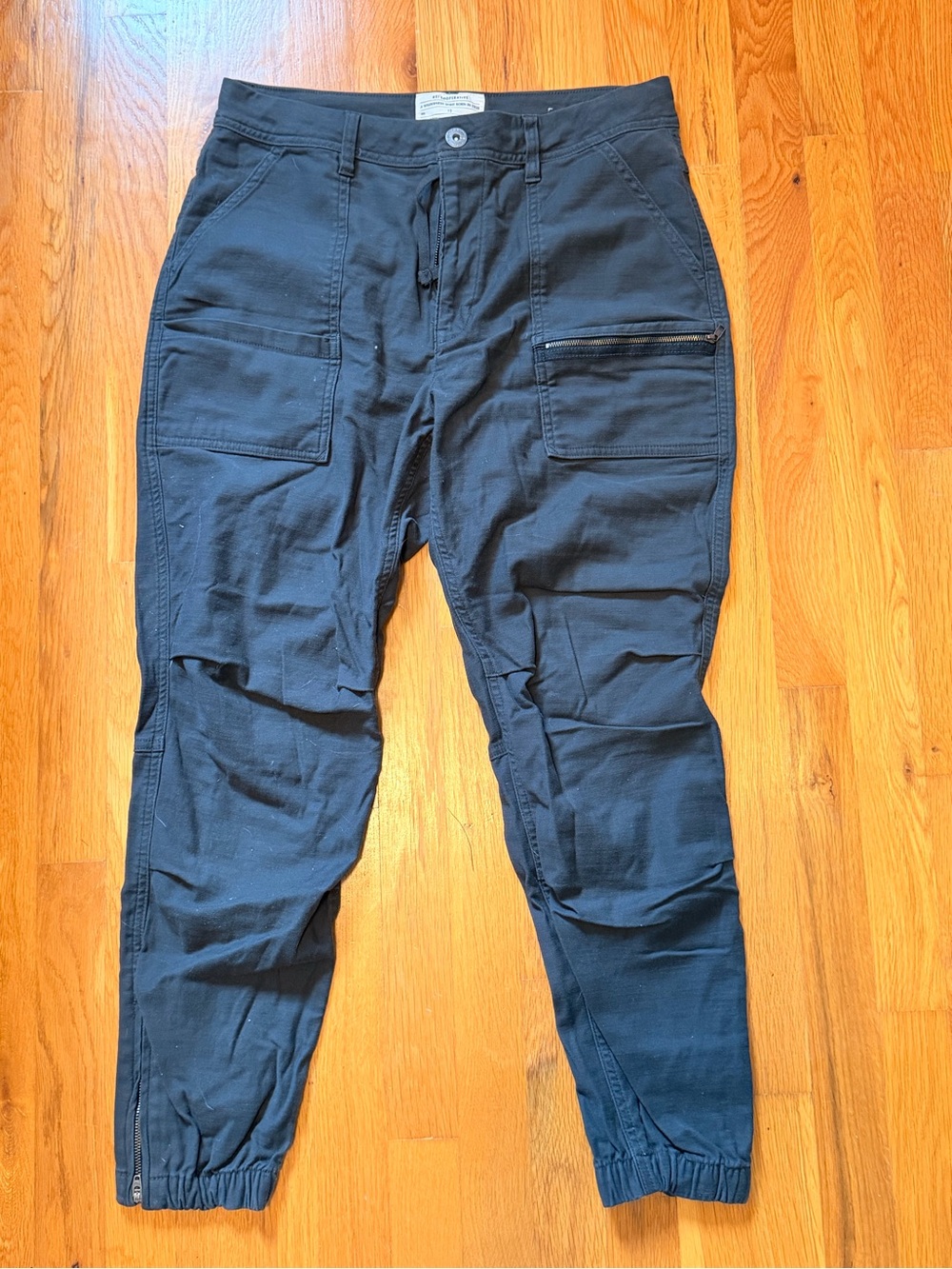 Grey REÍ Cargo Hiking Pants